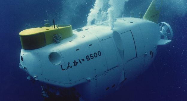 Le sous-marin japonais Shinkai 6500 en plongée © JAMSTEC